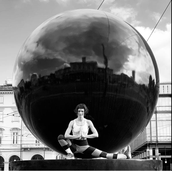 Skandasana