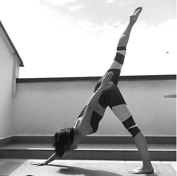 Eka Pada Adho Mukha Svanasana