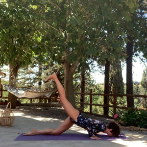 YOGA PER I GLUTEI